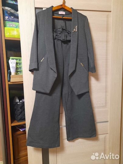 Школьный костюм