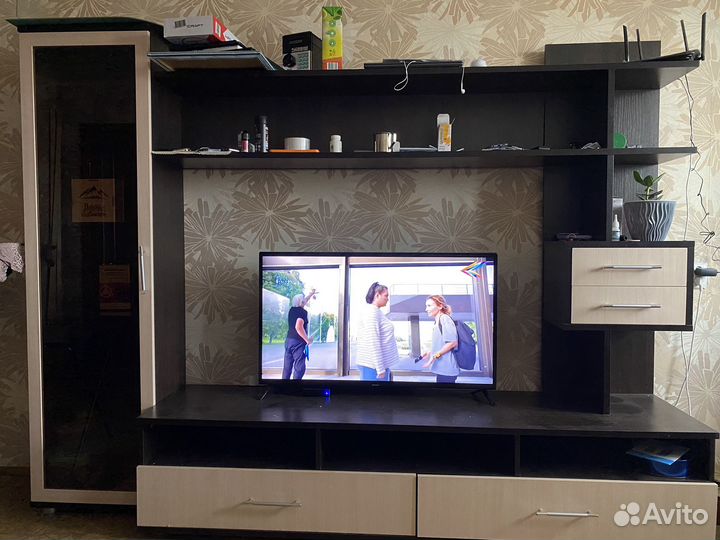Стенка в гостиную бу