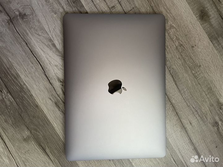 Macbook air 13 2020 i3