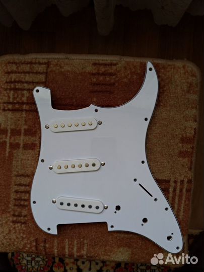 Пикгард для стратокастера