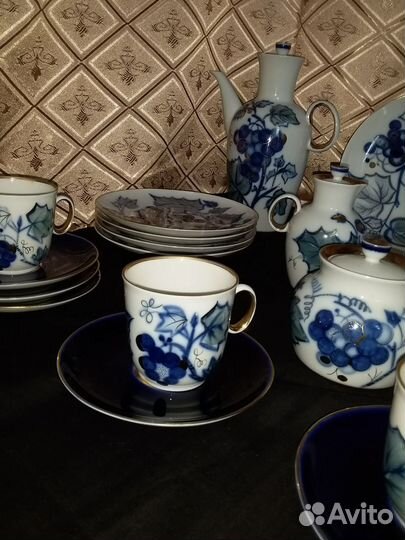 Фарфоровый сервиз