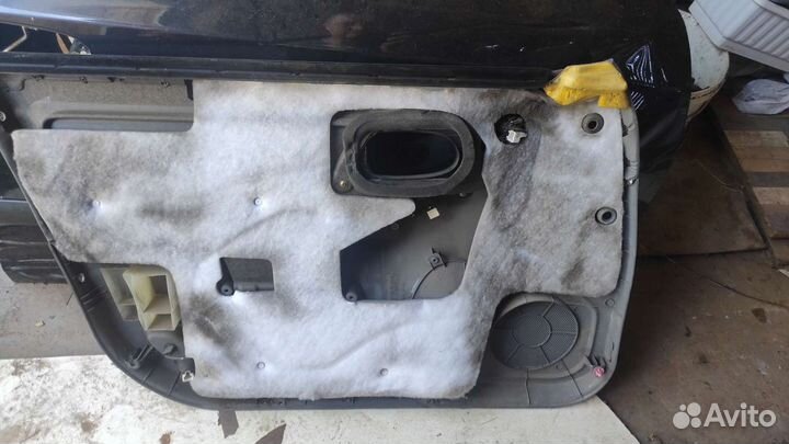 Продам дверь в сборе