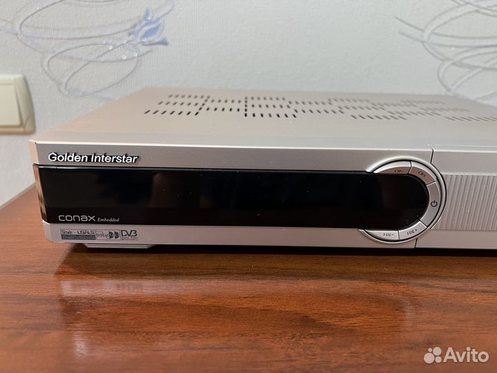 Спутниковый ресивер Golden Interstar DSR-7800crci