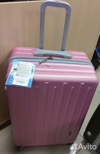 Чемодан на колесах большой, новый 28 дюймов