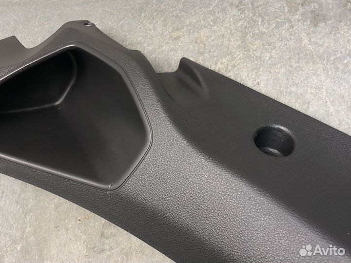 Накл порог внутр зад лев Focus 3