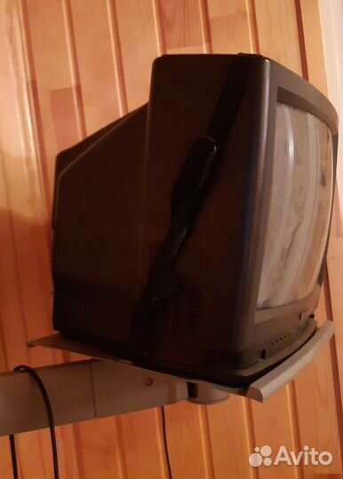 Кронштейн для телевизора поворотный