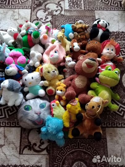 Игрушки разные много