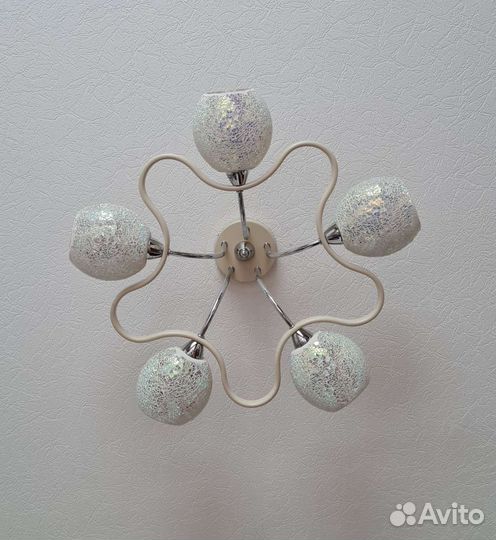 Люстра потолочная
