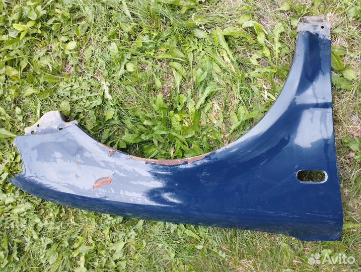 Капот на passat b 5