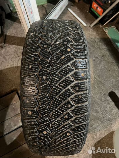 Gislaved Nord Frost 200 235/55 R18 104T