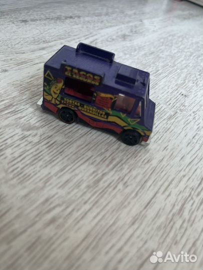 Hot wheels машинки