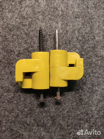 Изоляторы для электропастуха / электроизгородь