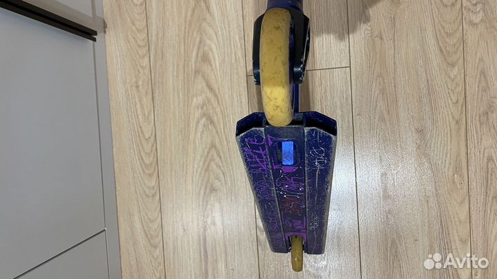 Трюковой самокат xaos revered