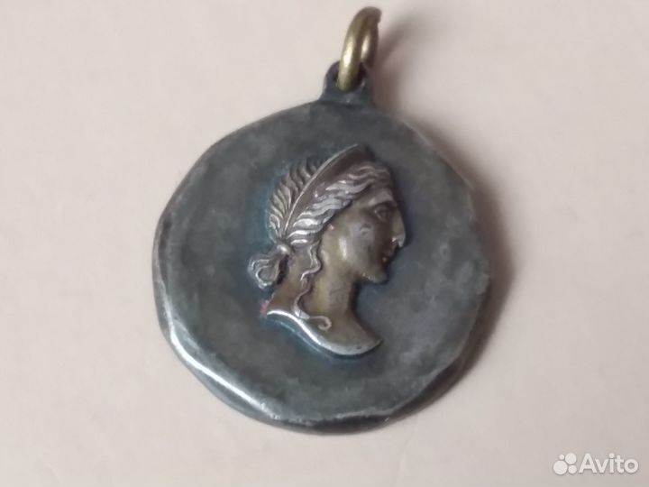 Редкий медальон кулон серебро