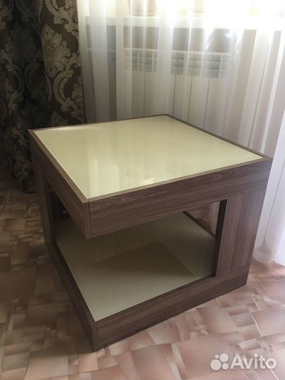 Журнальный стол