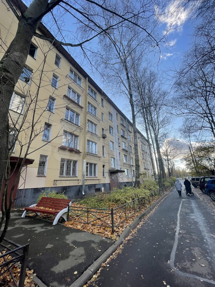 3-к. квартира, 42 м², 3/5 эт.