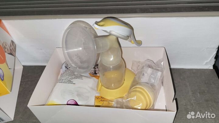Молокоотсос medela ручной