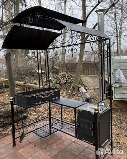 Мангал с крышей