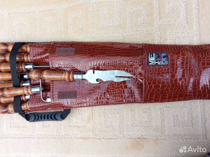 Подарочный набор шампуров в кожаном чехле