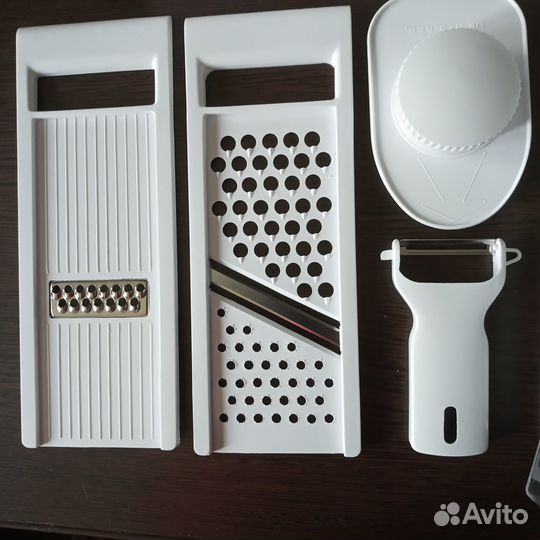 Кухонный процессор, мультитерка, центрифуга для