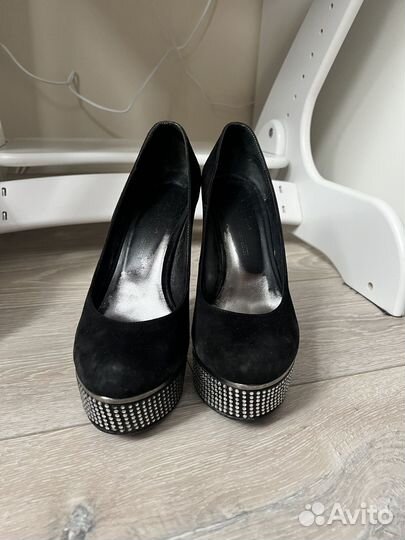 Туфли замшевые 39 размер