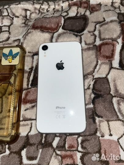 Телефон iPhone xr