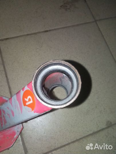 Доска на трюковой самокат