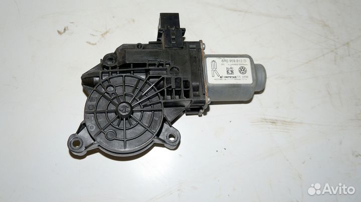 Моторчик стеклопод задний правый 4 кн. Skoda Fabia