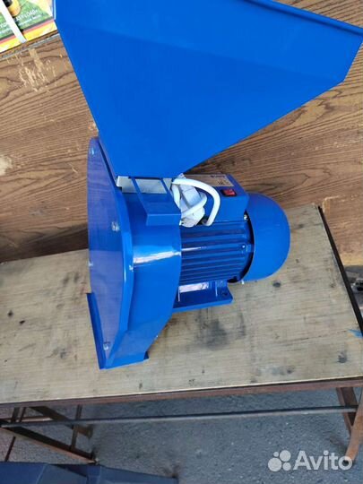 Зернодробилка