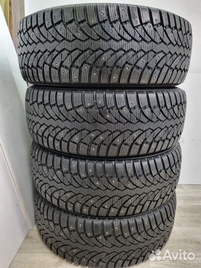 Pirelli Formula Ice 205/60 R16 96T