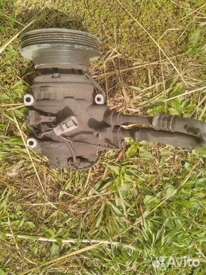 Компрессор кондиционера на Тойоту Corona 1993 4SFE