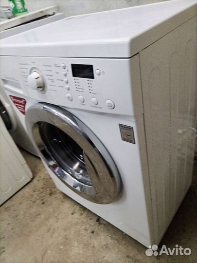 Стиральная машина LG 5 KG в идеальном состоянии