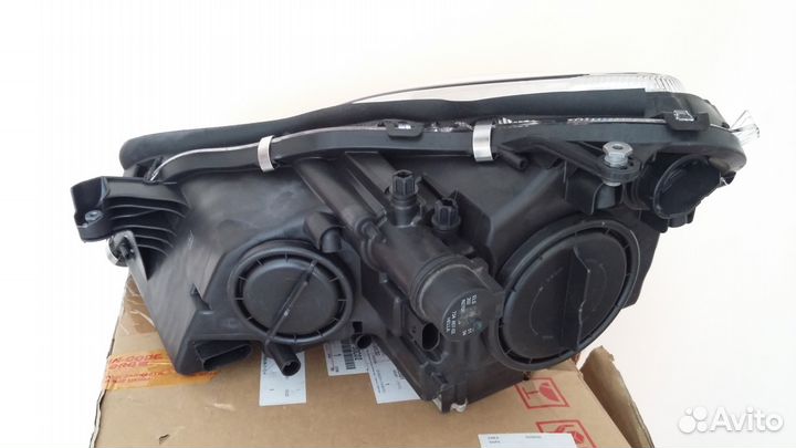 Фара правая Mercedes-Benz CLS (w219) мерседес