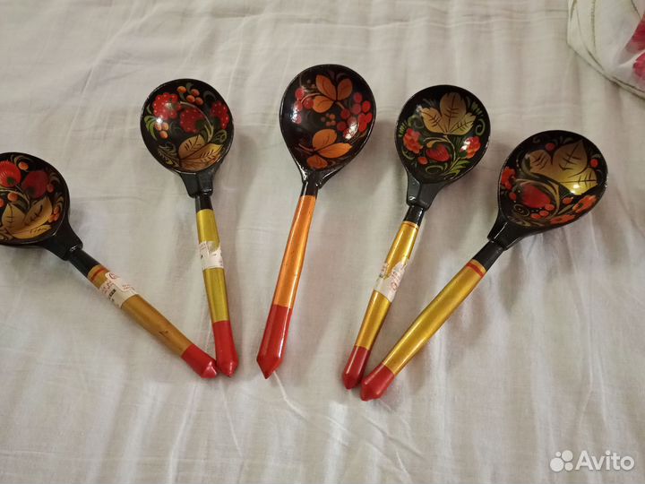Деревянные ложки хохлома