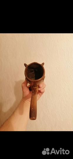 Кружка -поильник мефистофель. обливная керамика