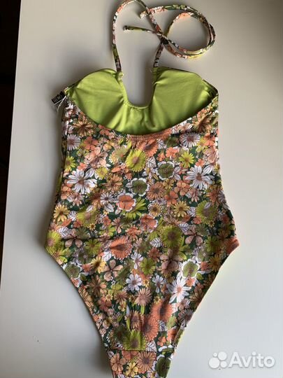 Купальник новый 40 42