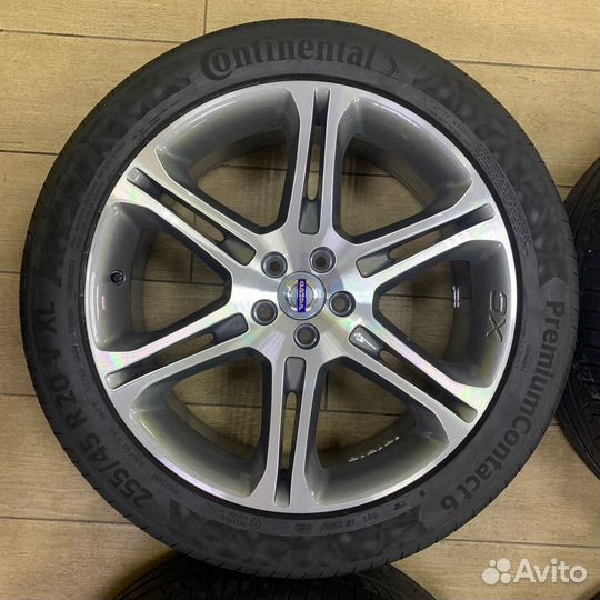 Для Volvo XC90 оригинал R20 на лете Continental