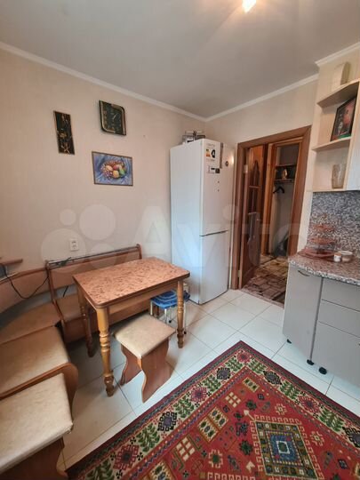 2-к. квартира, 55 м², 1/9 эт.