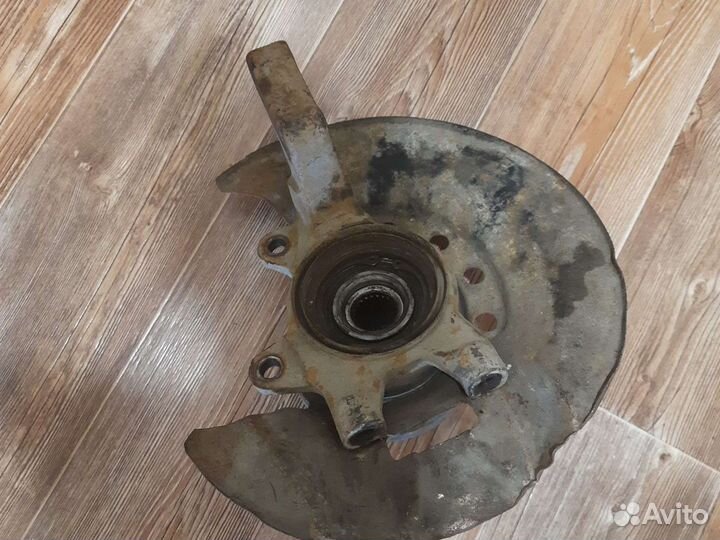 Поворотный кулак ваз kalina1