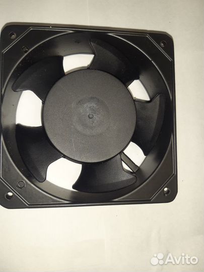 Вентилятор на 220В