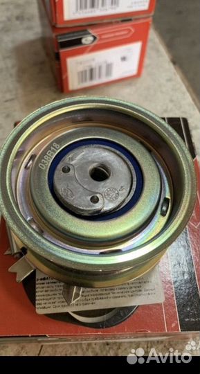 Ролик натяжителя ремня грм на Skoda octavia