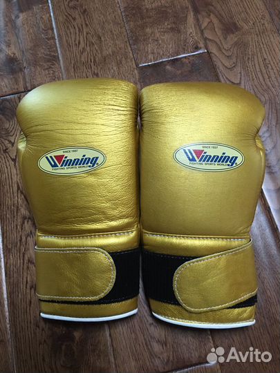 Боксёрские печатки Winning 14oz MS500B gold