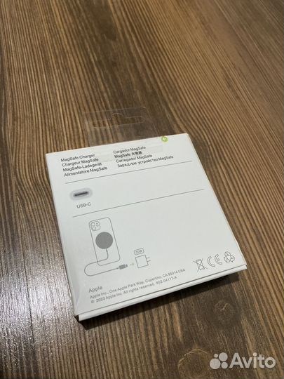 Магнитная зарядка для iPhone