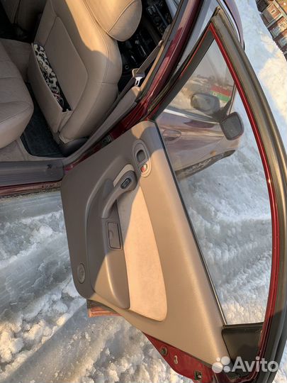 Mazda Xedos 6 2.0 AT, 1992, 197 770 км