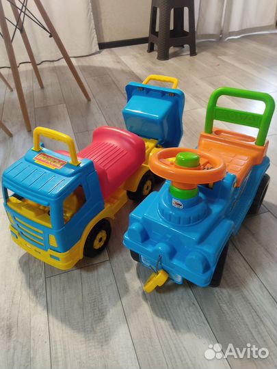 Машина каталка для детей