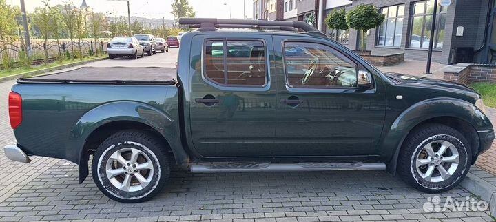 Nissan Navara 2.5 AT, 2007, 216 360 км