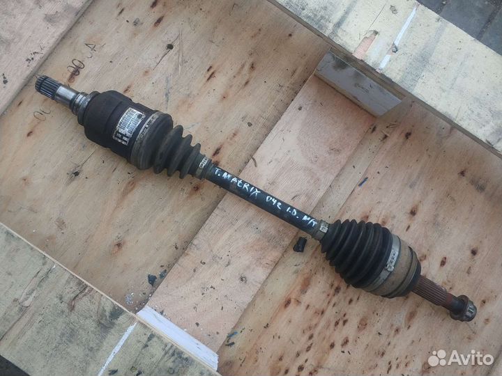 Привод Тойота матрикс/toyota matrix 02-07г 1.8