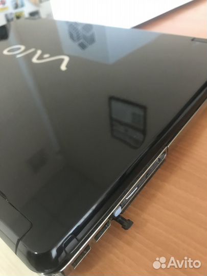 Легенда-гигант от Sony 17” Full HD+сумка