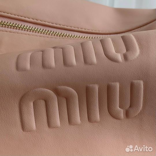 Сумка женская Miu Miu из кожи наппа