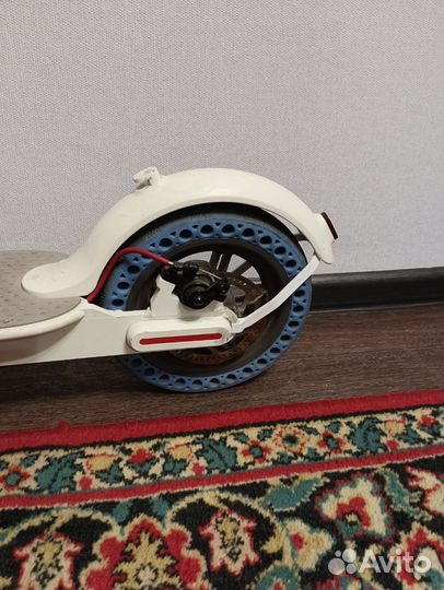 Электросамокат xiaomi m365 pro